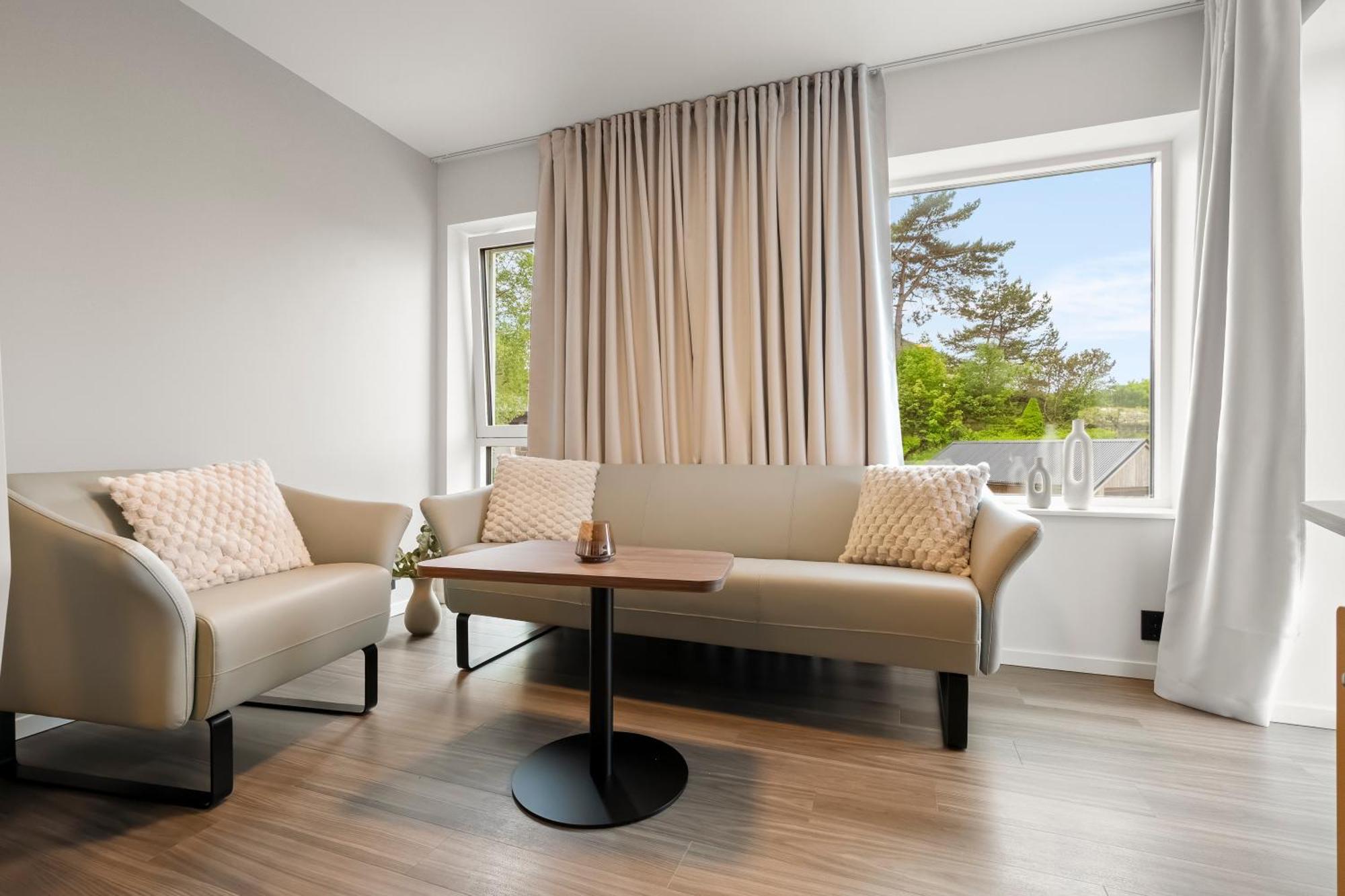 Kinn Hotel 3*