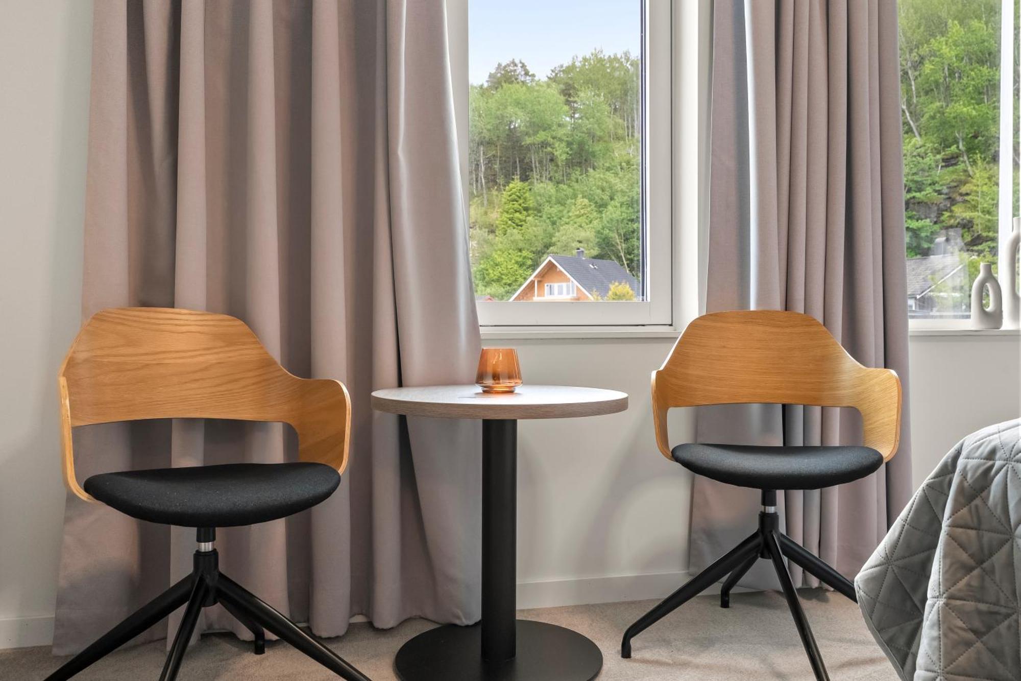 Kinn Hotel