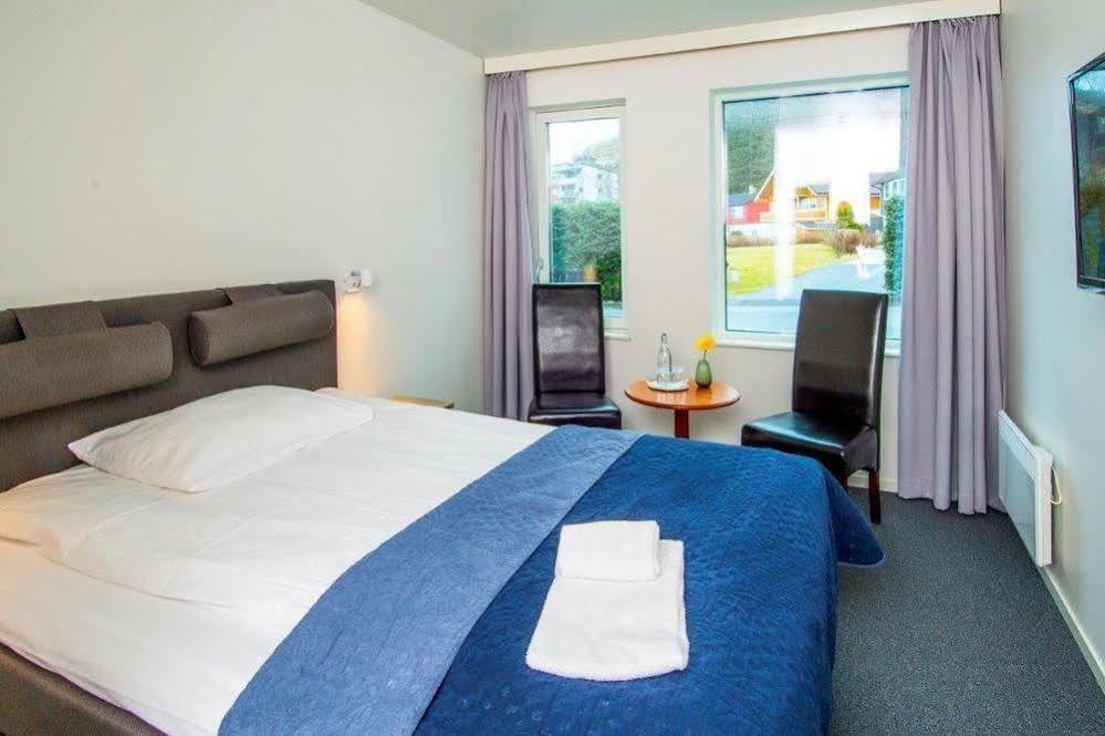 Hotel Kinn 3*